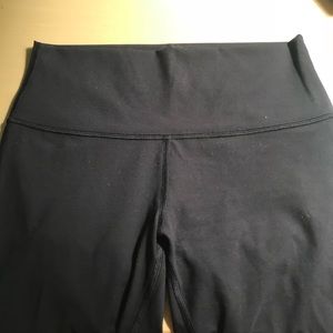Black lululemon leggings